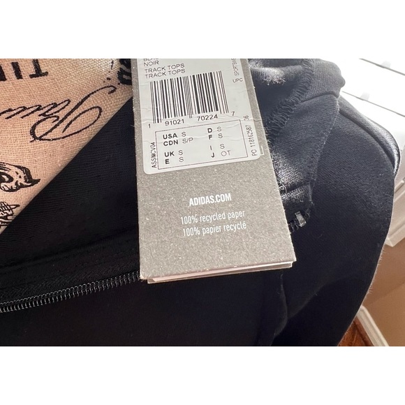 NWT adidas Offpitch Hoodie - Black - Small - Picture 9 of 13